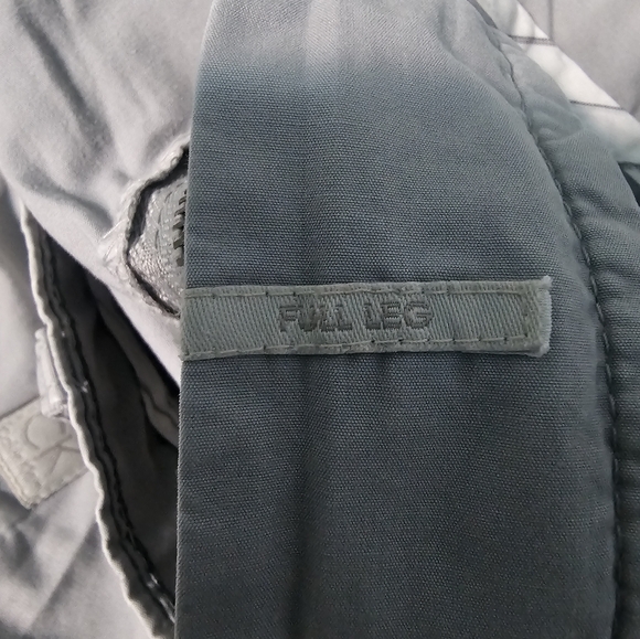 Calvin Klein mens pants - Picture 4 of 5